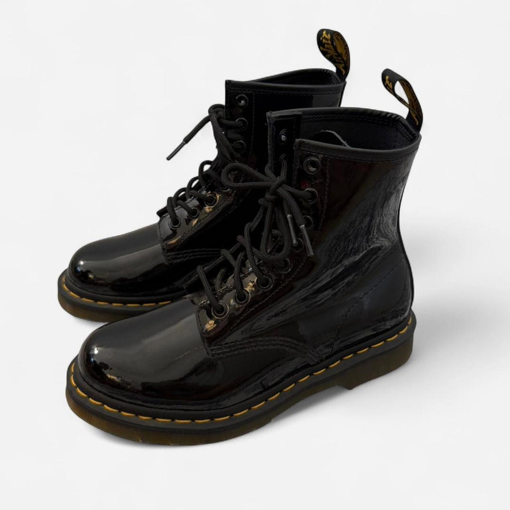 Dr. Martens 1460 WOMEN'S BLACK PATENT LEATHER LACE UP BOOTS - Size 38